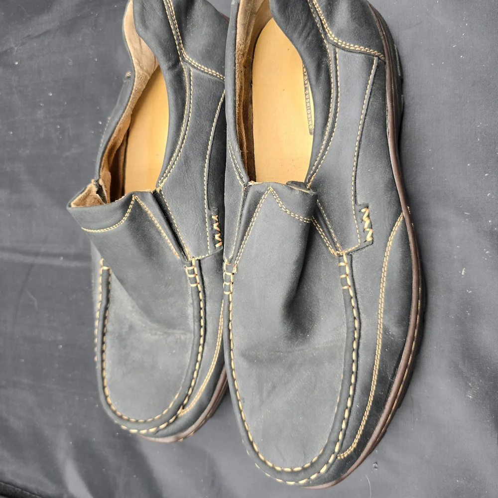 Black Slip-On Loafers with Moccasin Style‎